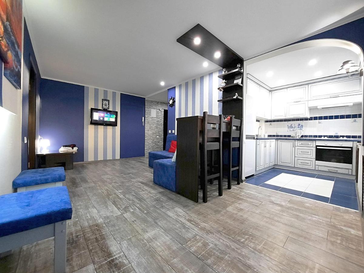 Sea Style - Сеть Апартаментов Alex Apartments Бесконтактное Заселение 24-7 Poltava Bilik gambar